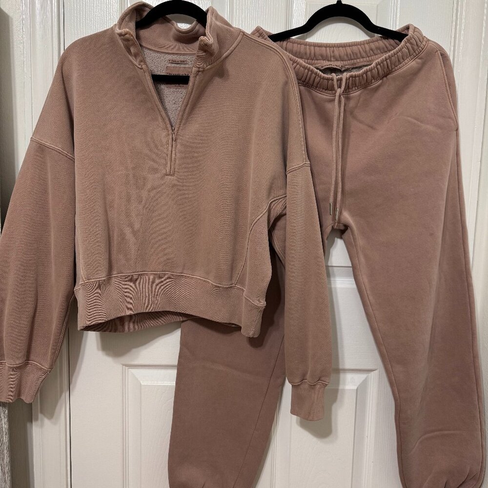 Abercrombie Essential Sunday Matching Set